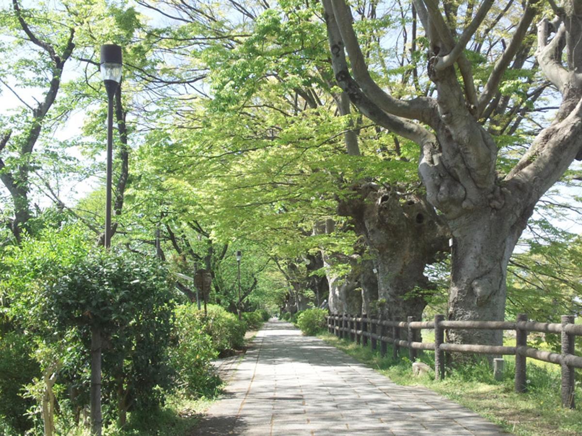 \u00BFCu\u00E1les son los mejores hoteles cerca de Hikone Castle? Exterior foto