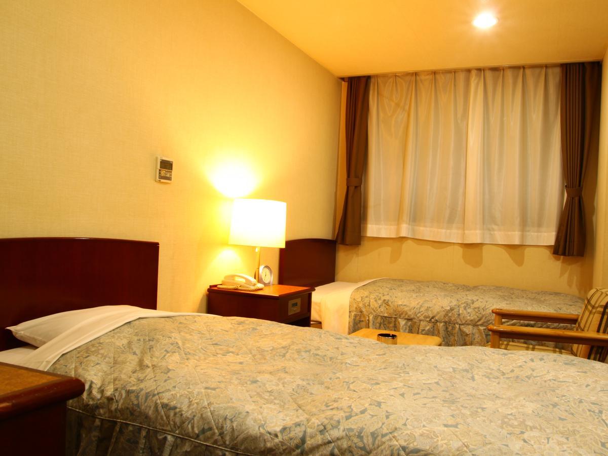 \u00BFCu\u00E1les son los mejores hoteles cerca de Hikone Castle? Exterior foto