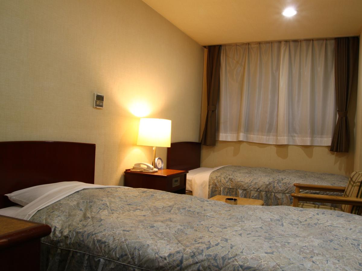 \u00BFCu\u00E1les son los mejores hoteles cerca de Hikone Castle? Exterior foto