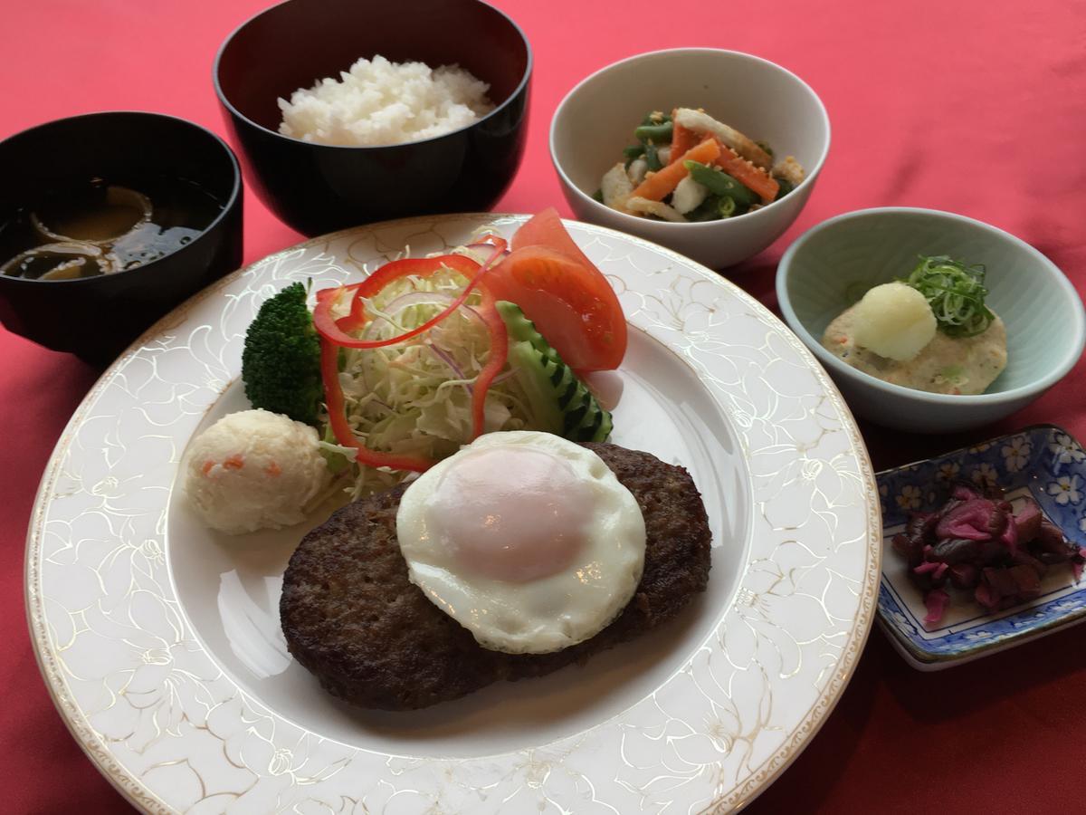 \u00BFCu\u00E1les son los mejores hoteles cerca de Hikone Castle? Exterior foto